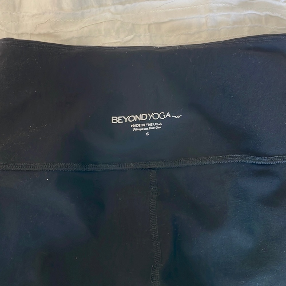 Black Beyond Yoga Leggings